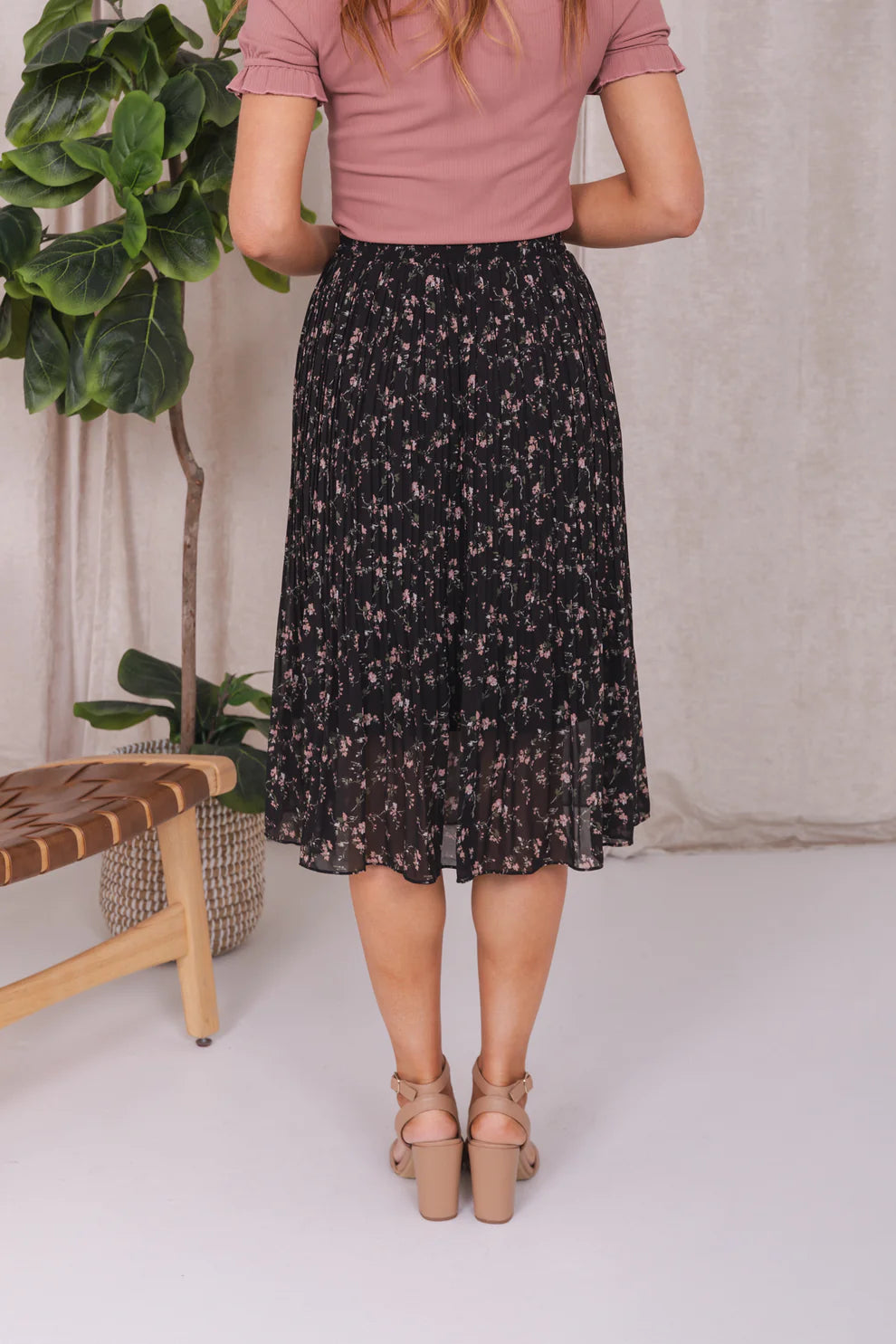 Pleated Midi Skirt in Black Thorn